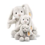 Steiff Hoppie Hase 18 cm hellgrau, Plüschtier Hase mit Schlappohren, Soft Cuddly Friends, flauschiges Stofftier Kuscheln – Bild 5